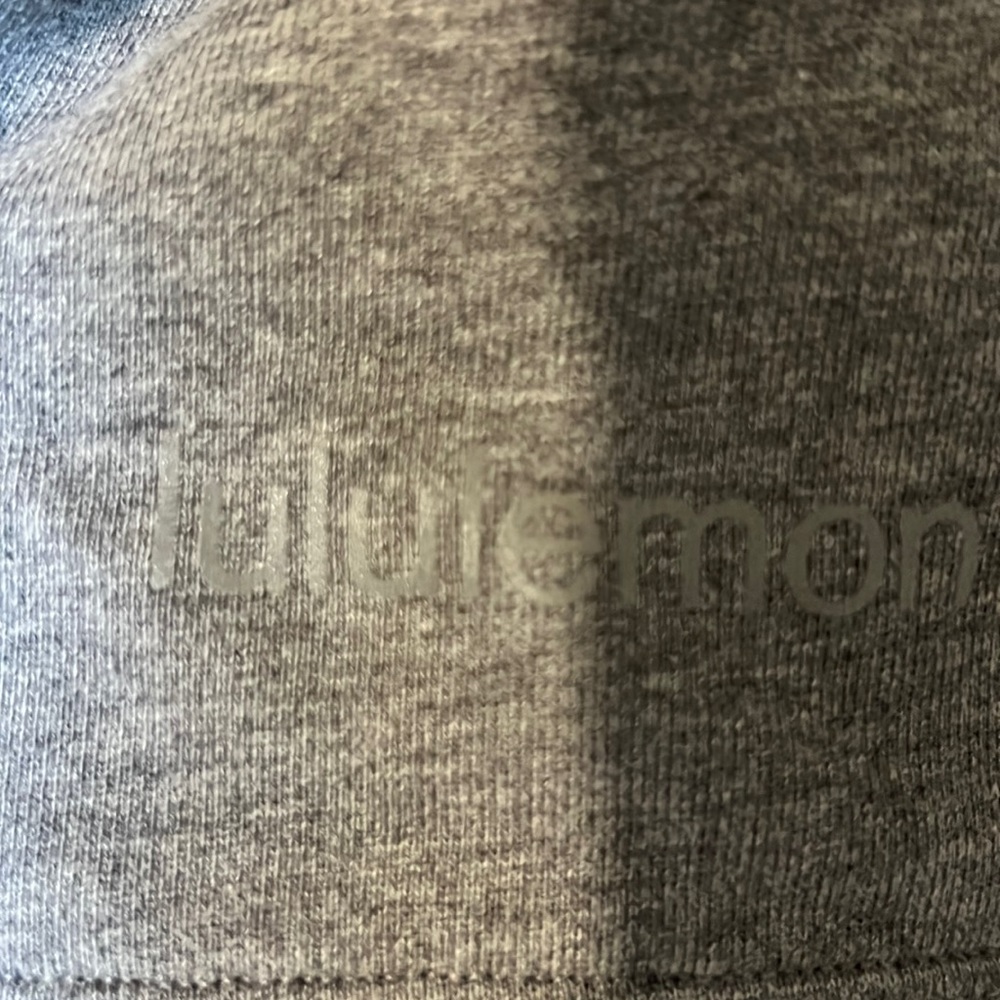 Lululemon Perfectly Oversized Cree, grey color in size 10